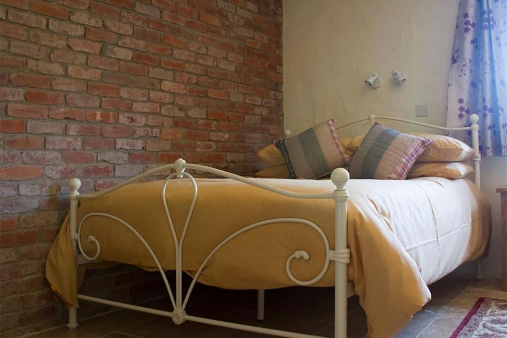 Ty-Hapus Cottage Jordanston Zewnętrze zdjęcie